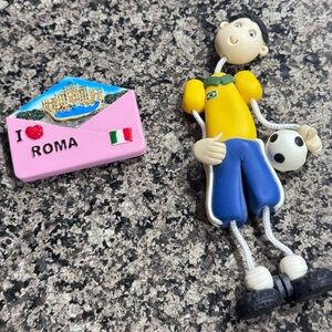 2 SET Magnets Soccer Fan.